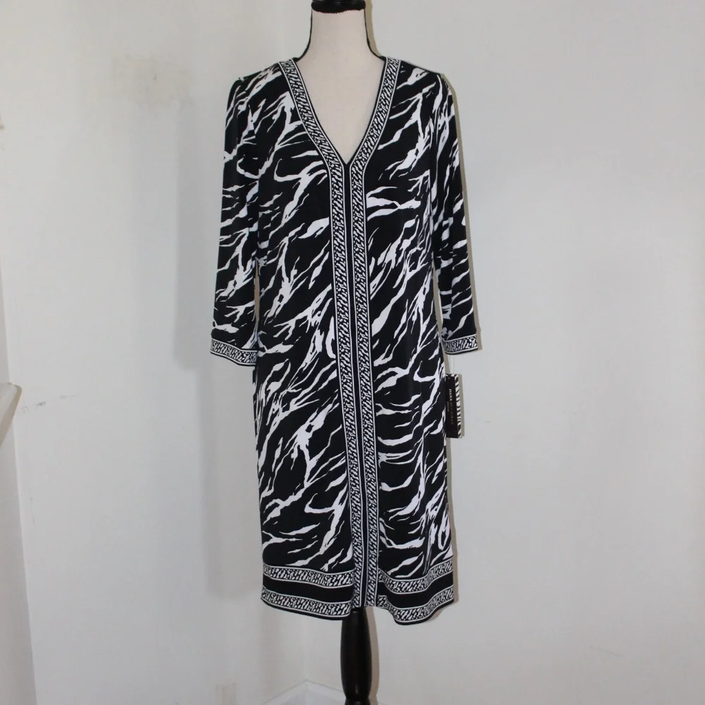 Dana Buchman, sheath dress with 3/4 sleeves